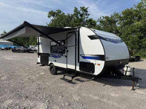 2022 Forest River Salem FSX Midwest 179DBK