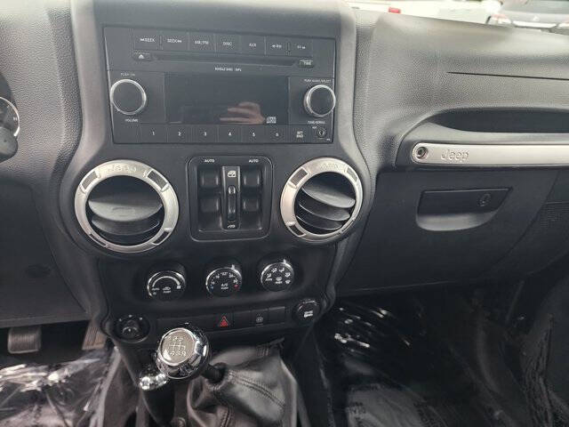 2011 Jeep Wrangler Unlimited Sahara