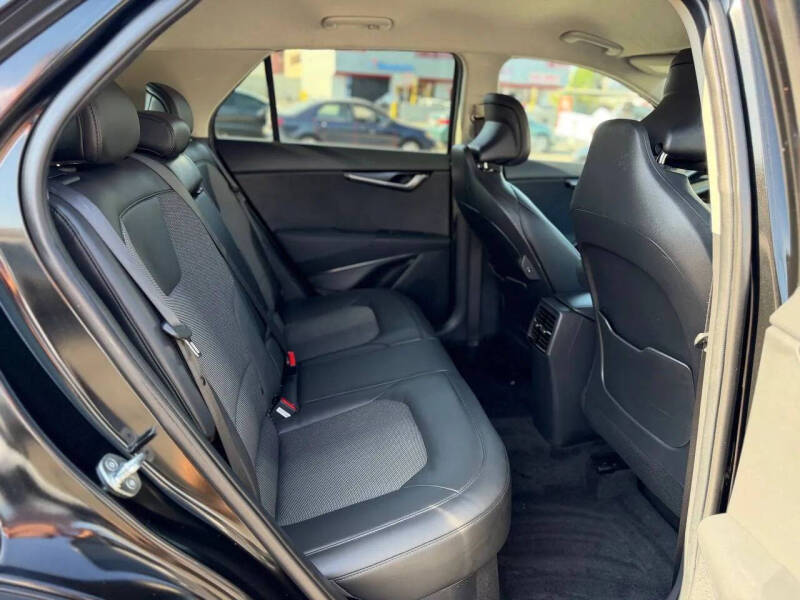 2023 Kia Niro