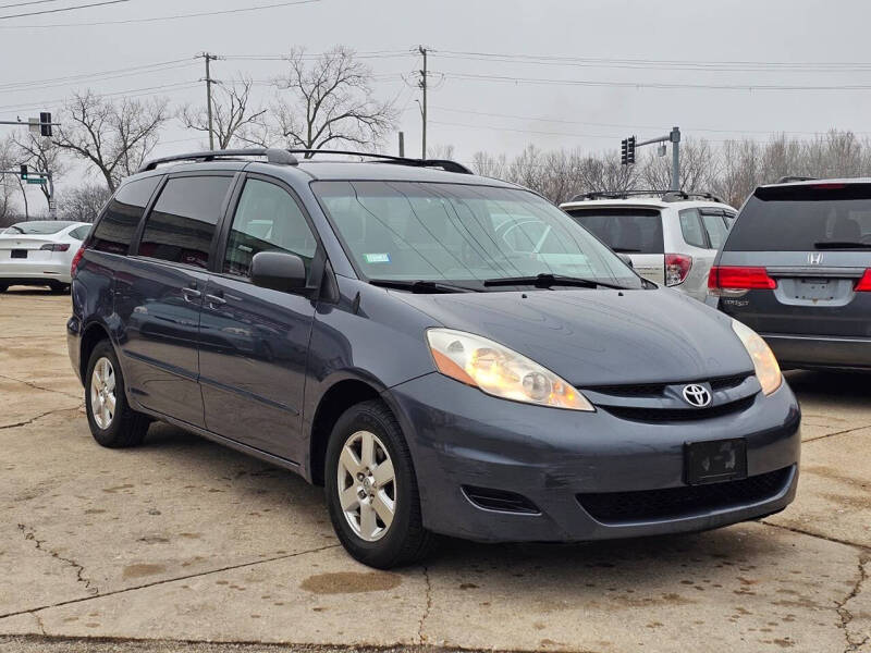 2008 Toyota Sienna LE 7-Passenger
