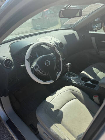 2012 Nissan Rogue S