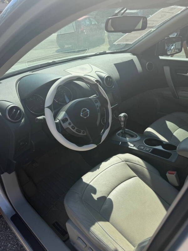 2012 Nissan Rogue S