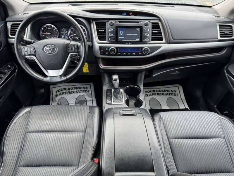 2015 Toyota Highlander LE Plus