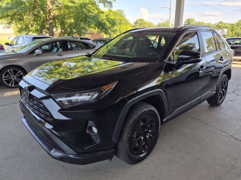 2019 Toyota RAV4 LE
