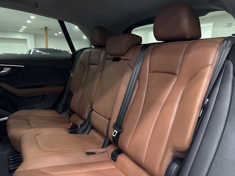 2023 Audi Q8 quattro Premium Plus 55 TFSI