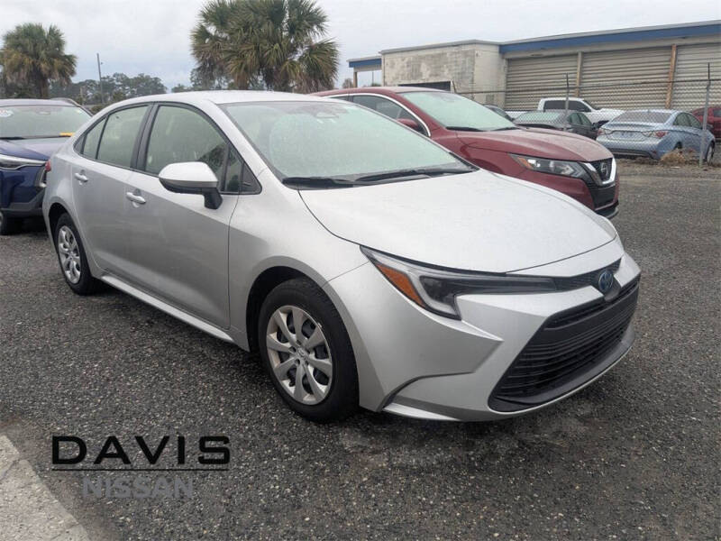 2025 Toyota Corolla Hybrid LE