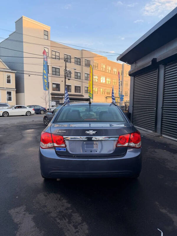 2014 Chevrolet Cruze LS Manual