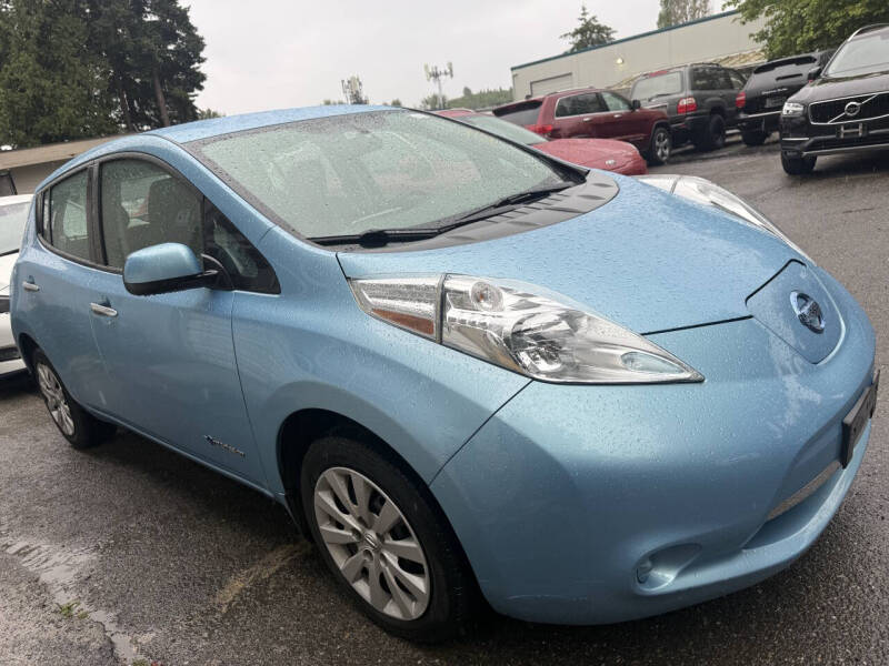 2015 Nissan LEAF S