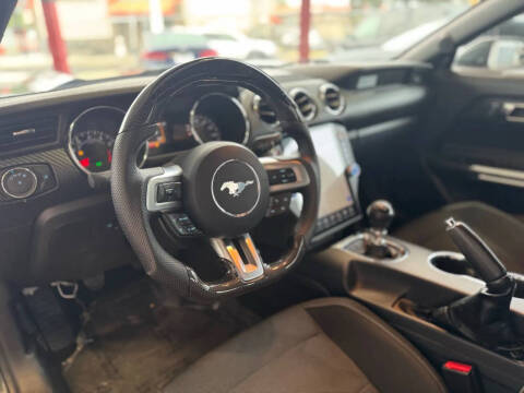 2015 Ford Mustang V6