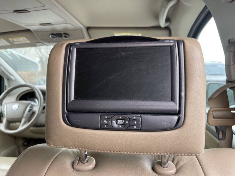 2015 Nissan Armada