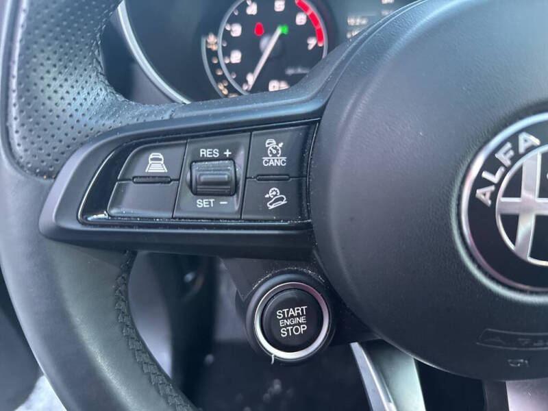 2023 Alfa Romeo Stelvio Ti