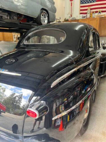 1947 Ford Super Deluxe