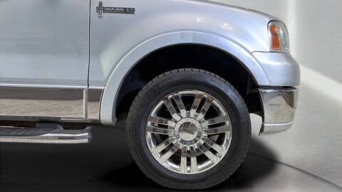 2008 Lincoln Mark LT