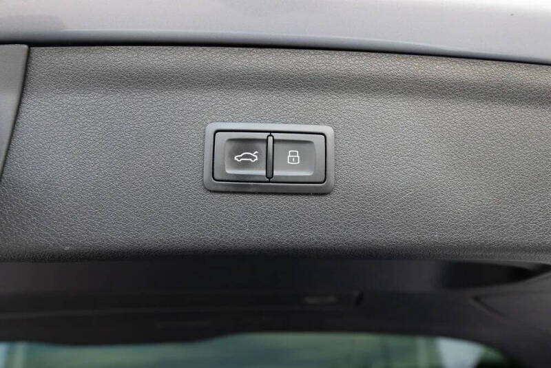 2016 Audi Q3 2.0T Premium Plus