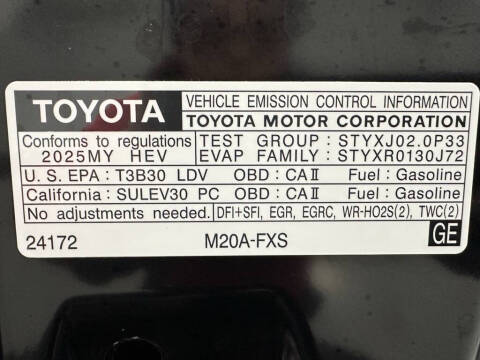 2025 Toyota Prius XLE