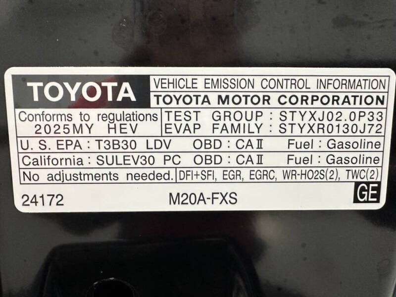 2025 Toyota Prius XLE