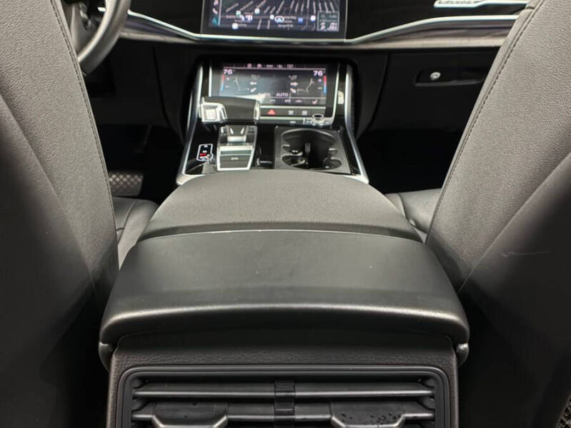 2022 Audi Q7 quattro Premium Plus 55 TFSI