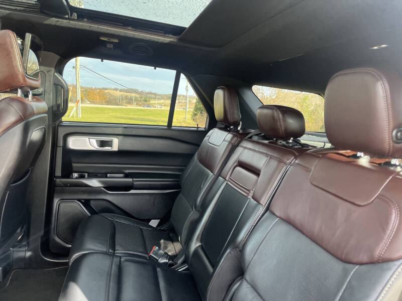 2020 Ford Explorer Platinum