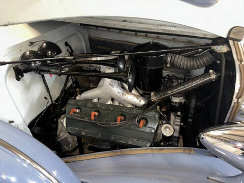 1935 Cadillac 355 Imperial