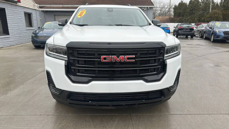 2023 GMC Acadia SLE