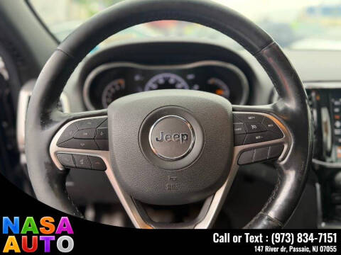 2019 Jeep Grand Cherokee Laredo E