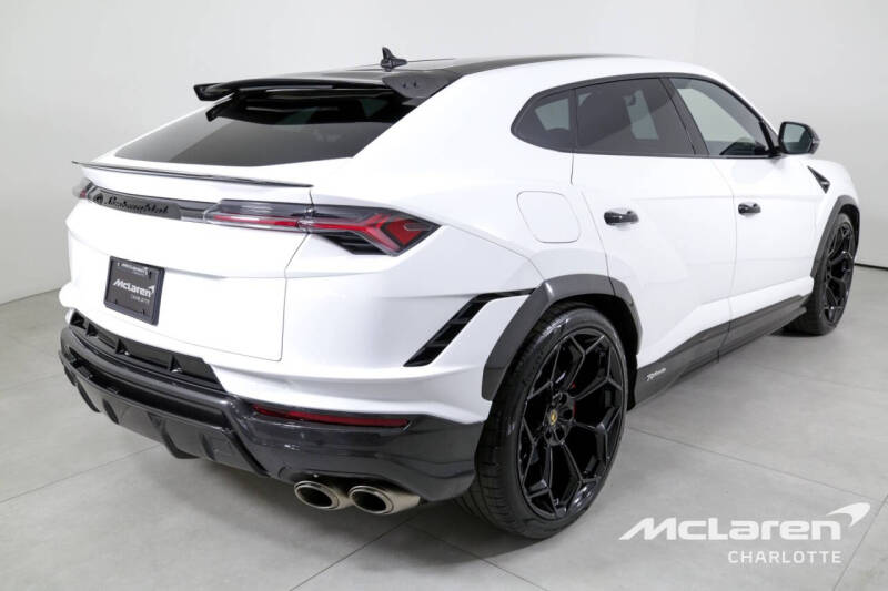 2023 Lamborghini Urus S