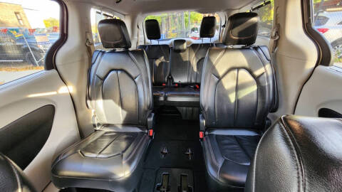 2018 Chrysler Pacifica Touring L