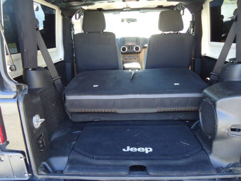 2012 Jeep Wrangler Sahara