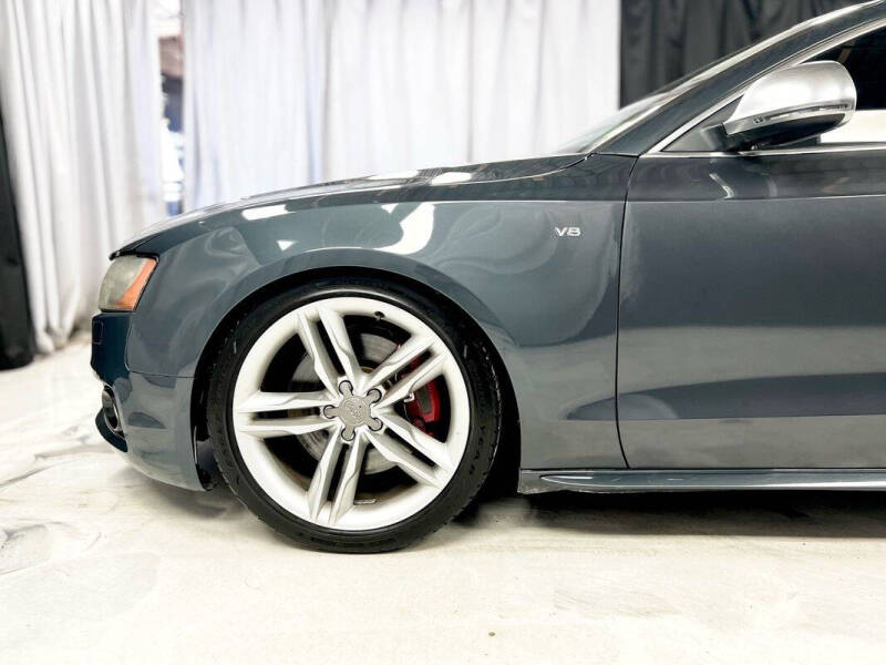 2009 Audi S5 quattro