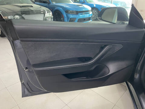 2020 Tesla Model 3 Standard Range Plus