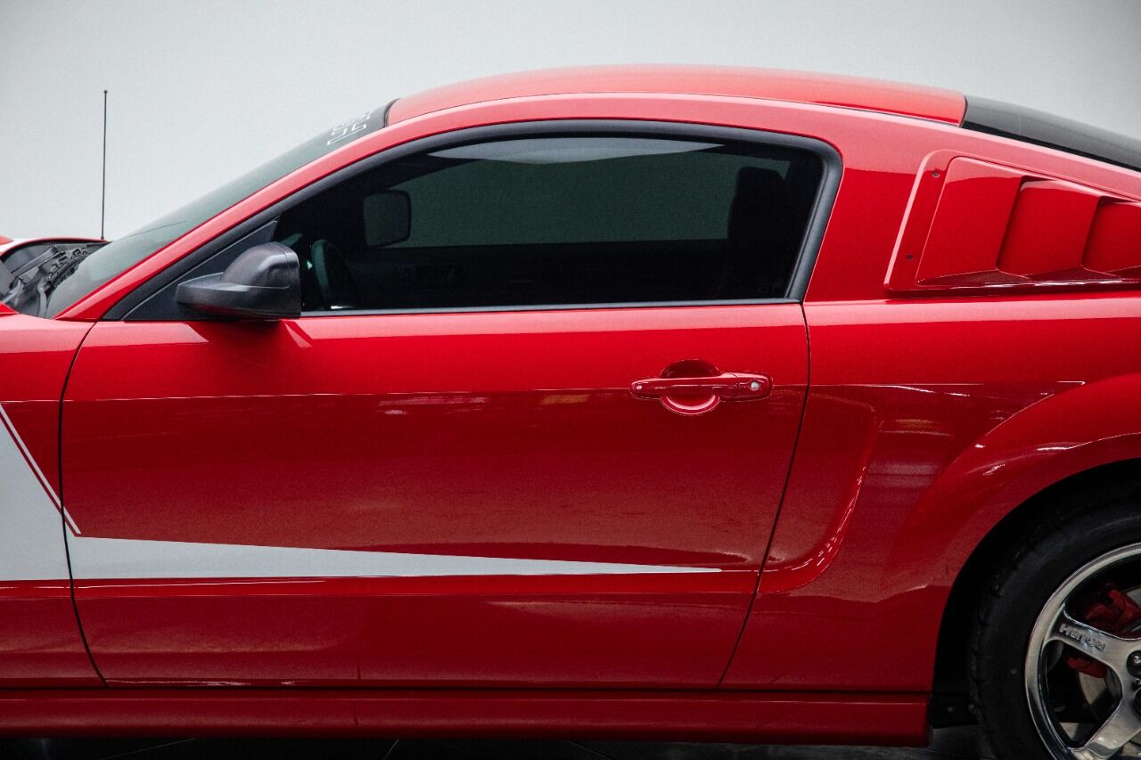 2007 Ford Mustang 24