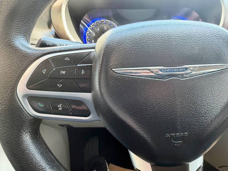 2021 Chrysler Voyager LXi