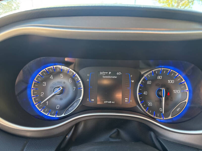 2020 Chrysler Pacifica Touring L