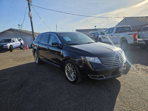 2019 Lincoln MKT Reserve