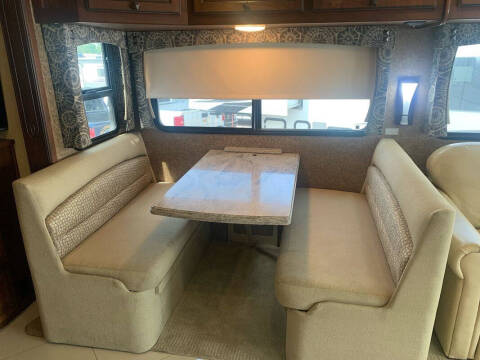 2013 Freightliner MH Chassis