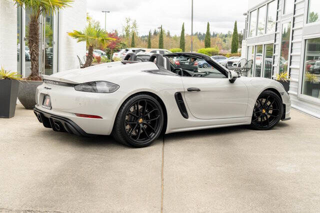 2022 Porsche 718 Boxster 14