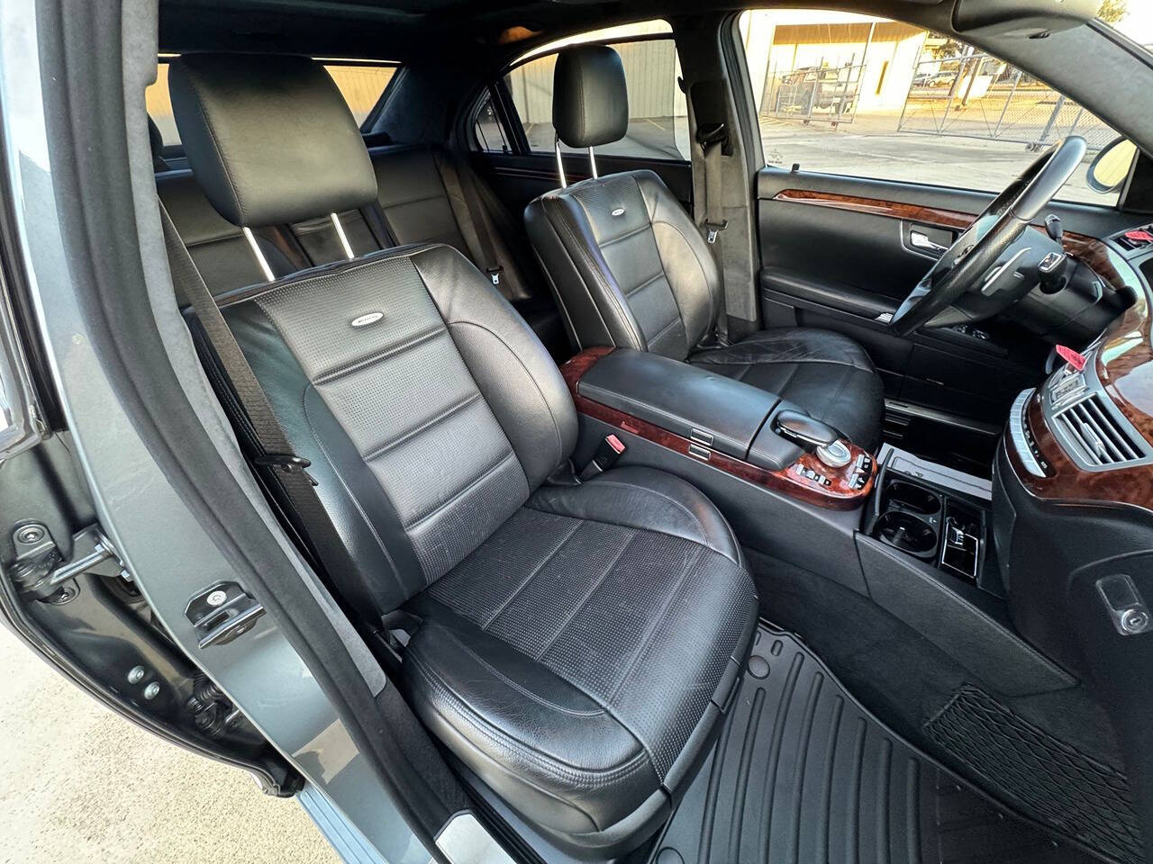 2008 Mercedes-Benz S-Class for sale at Carnival Car Company in Victoria, TX