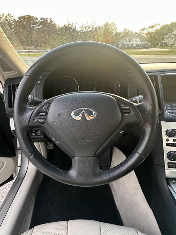 2013 Infiniti G37 Coupe x