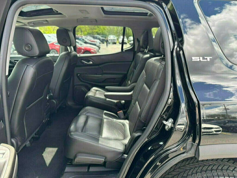 2017 GMC Acadia SLT-1