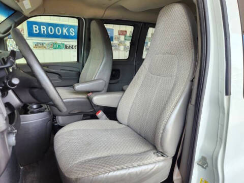 2011 Chevrolet Express LT 2500