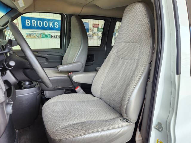 2011 Chevrolet Express LT 2500