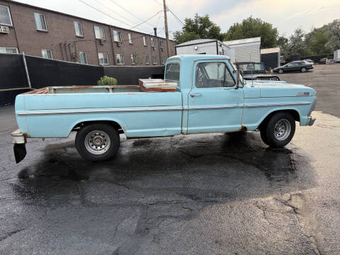 1967 Ford F-100