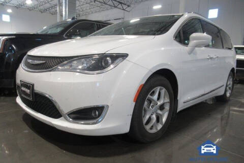 2017 Chrysler Pacifica for sale at Lean On Me Automotive in Tempe AZ