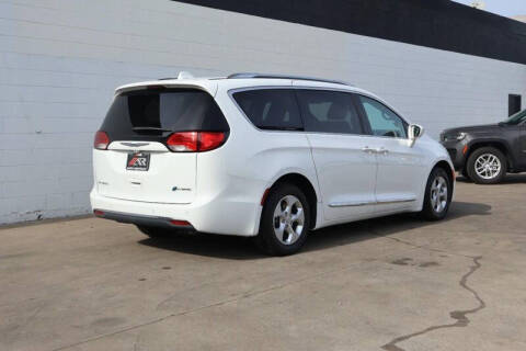 2018 Chrysler Pacifica Hybrid Touring L