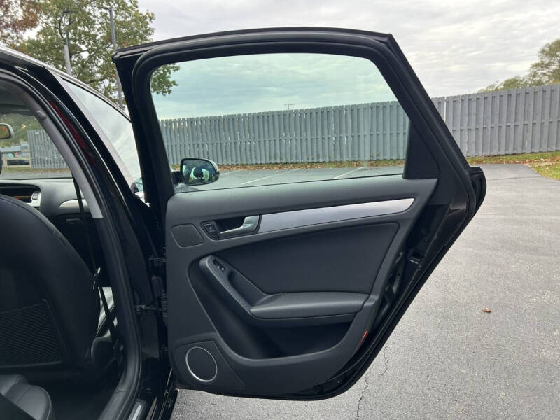 2010 Audi A4 2.0T quattro Prestige