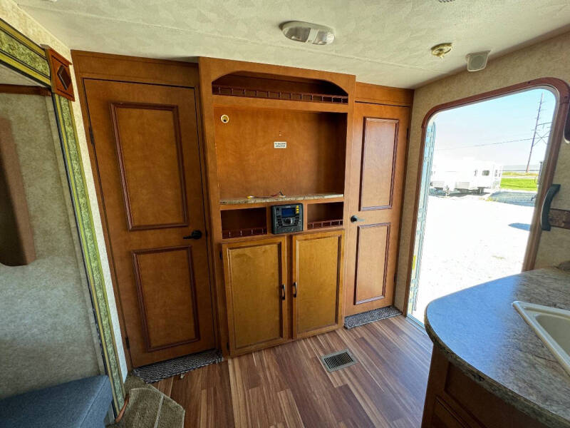 2013 Gulfstream Innsbrook 277DDS