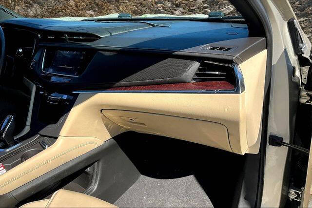 2017 Cadillac XT5 Luxury