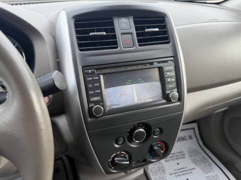 2016 Nissan Versa 1.6 S