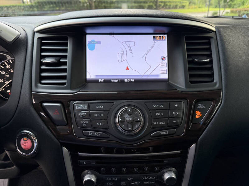 2015 Nissan Pathfinder Platinum