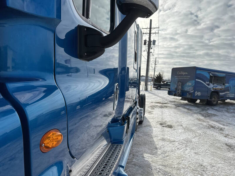 2016 Freightliner Cascadia